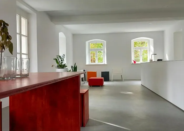 Minimalist Style Apartment In Upper Palatinate Semesterbostad *